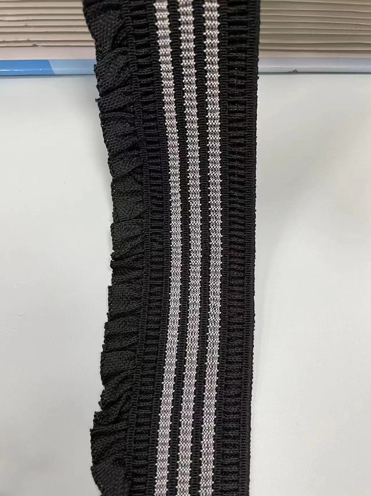 4.5cm black interlayer elastic lace
